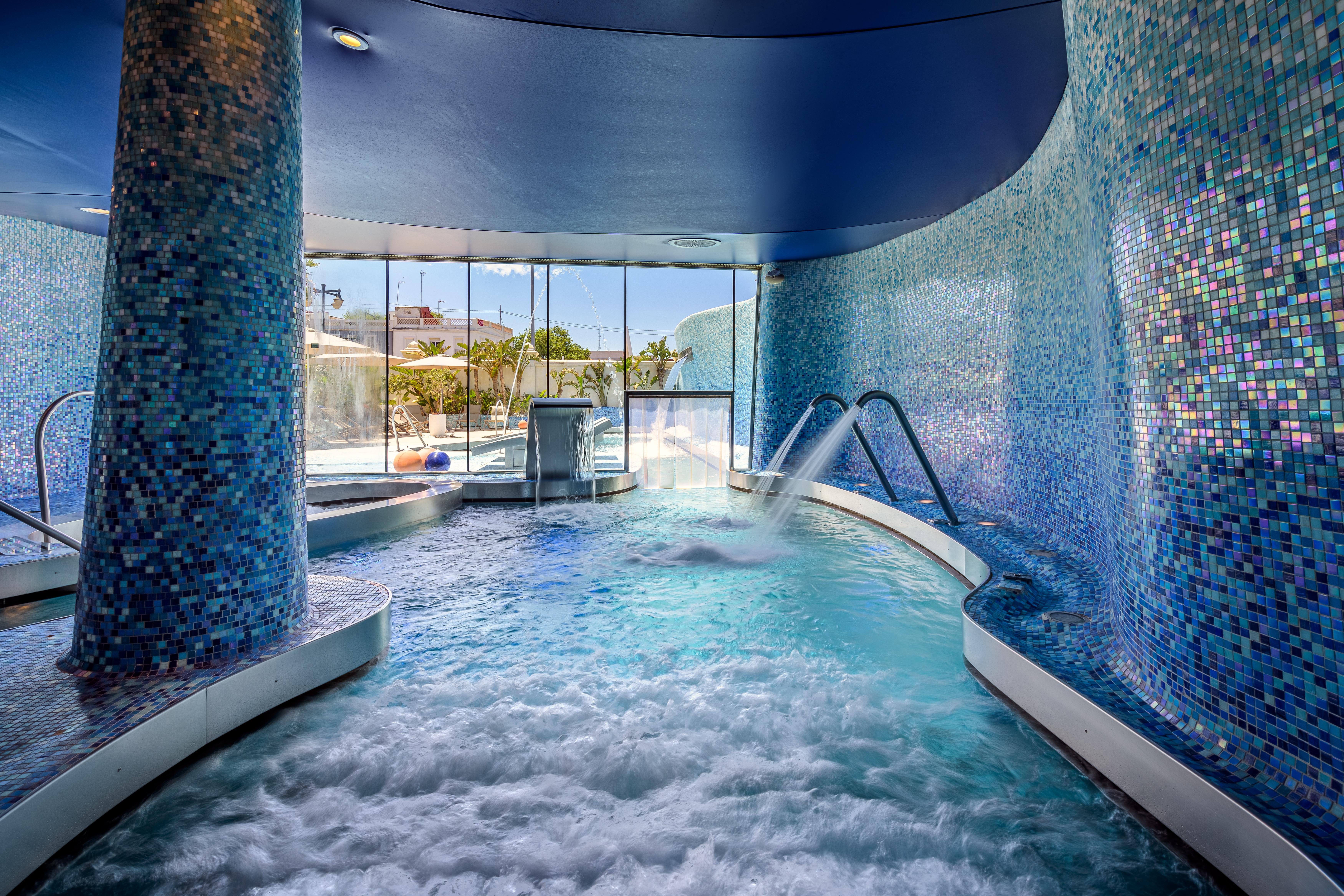 Las Arenas Balneario Resort Valencia Bagian luar foto Spa at the Hotel